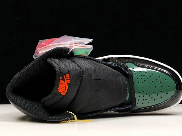 Black High OG Orange-Fir Team AV3905-038 x Air Jordan SoleFly 1 Retro 0712